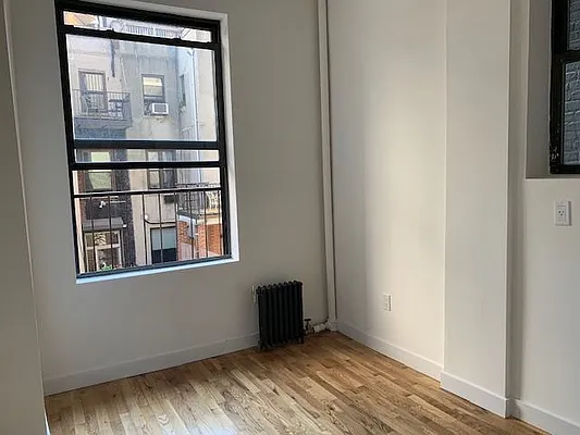 Rented by Compass | media 9