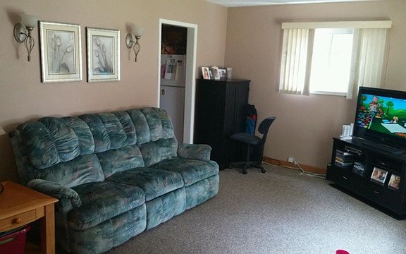 2nd image of 17907 Oakwood Ave
