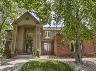 16405 Jones Cir, Omaha, NE 68118