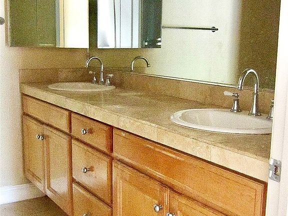 5th image of 7132 Farralone Ave Unit 202