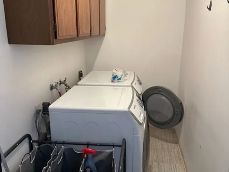 6891 Exeter Dr — Photo 21