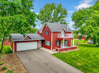 9016 Kimbro Ave S, Cottage Grove, MN 55016