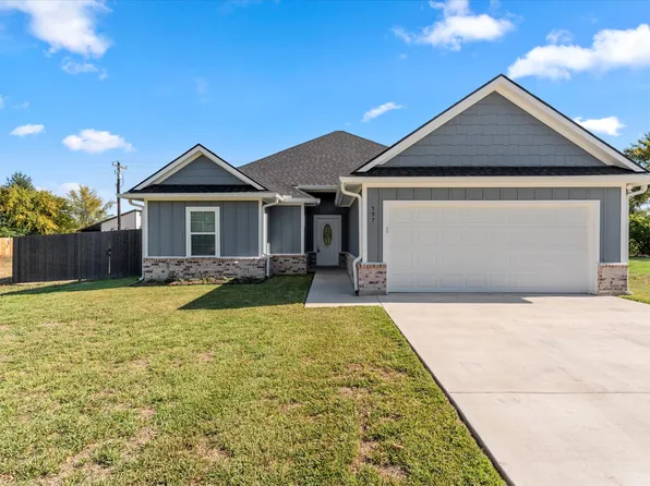 597 Kontiki Dr, Tool, TX 75143