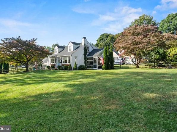 230 Wells Ave, Langhorne, PA 19047