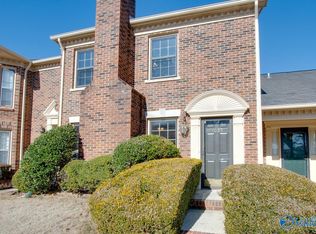 1025 Heatherwood Dr SE, Huntsville, AL 35802