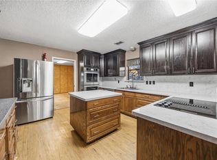 422 Rice Ave, Rosharon, TX 77583