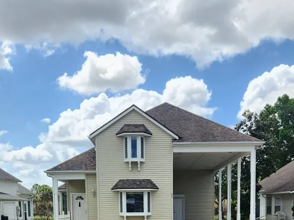 471 Plantation Dr, Titusville, FL 32780