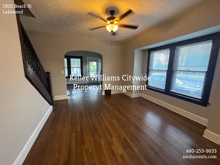 1300 Beach Avenue, Lakewood — Photo 12