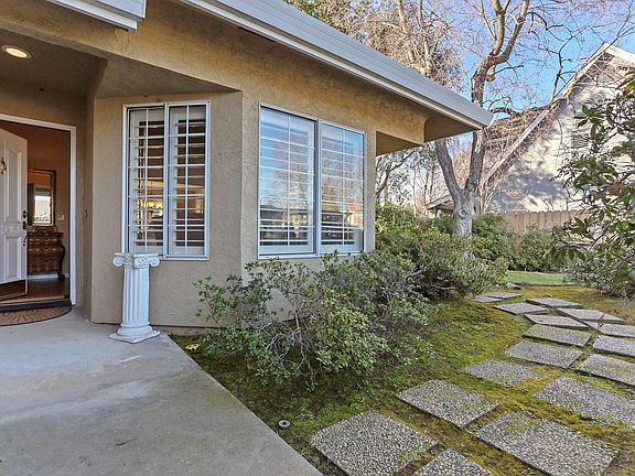 4th image of 19411 N Deer Trail Dr