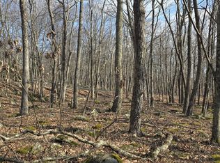 Cowaw Rd, Milford, PA 18337