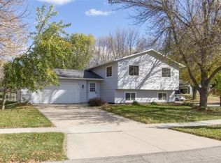 2406 28th Ave NW, Rochester, MN 55901