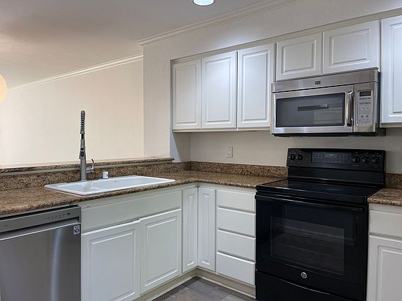 3rd image of 410 2nd Ave S APT 205