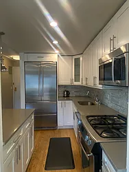 Rented by R New York