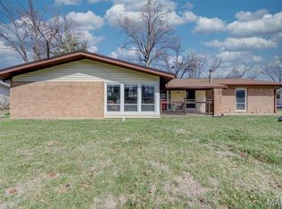 12543 Merrick Dr, Saint Louis, MO 63146