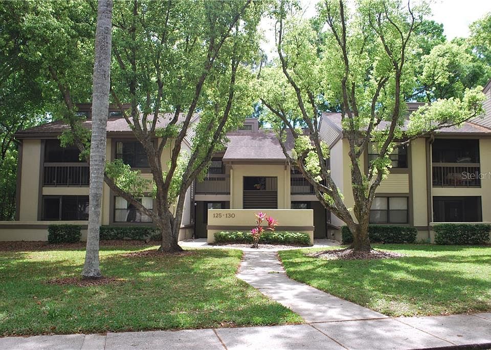 1st image of 126 Woodlake Wynde #126