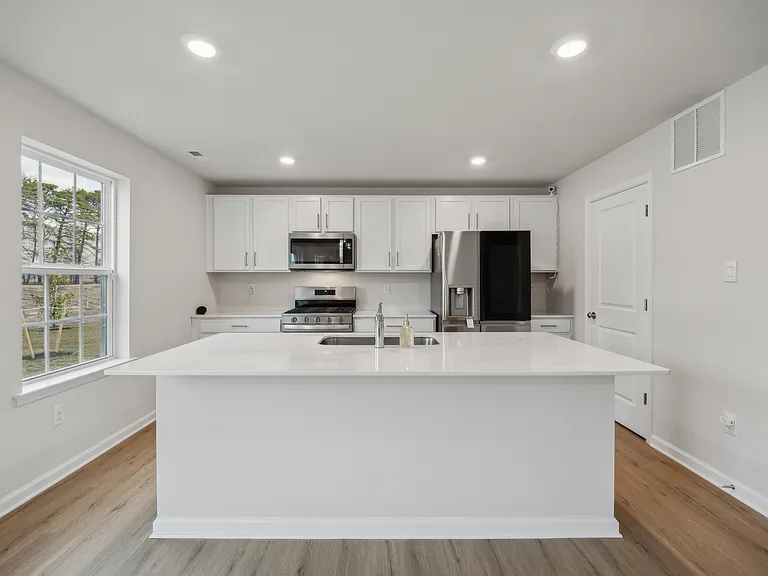 107 Malibu Dr — Photo 7