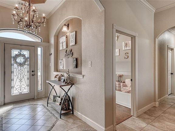 3rd image of 2903 Castellon Ct