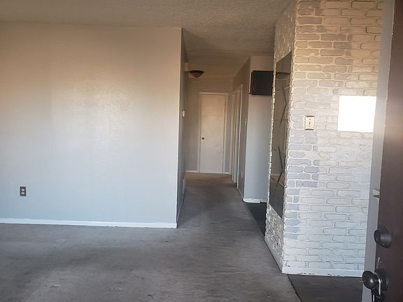 2nd image of 3704 Peaks Dr