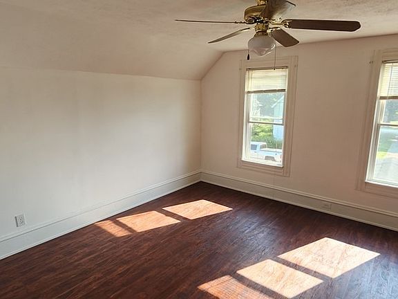 5th image of 3222 W 46th St