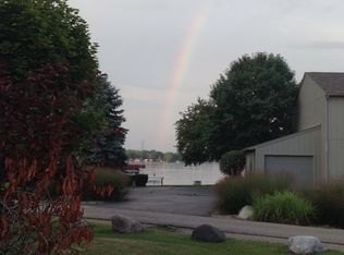 12632 N Pleasant Grove Rd, Syracuse, IN 46567