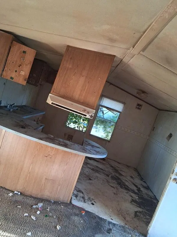 2 bed, $410 — Photo 1