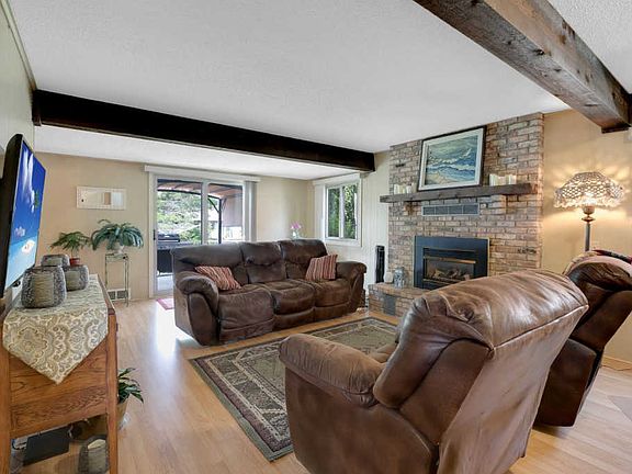 5th image of 6924 Candlewood Cir N