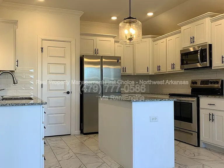 4374 W Topeka Ave — Photo 8