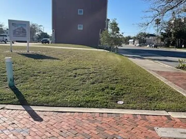 147 Magnolia Ave, Daytona Beach, FL 32114