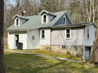 909 Walker Rd, Clearfield, PA 16830