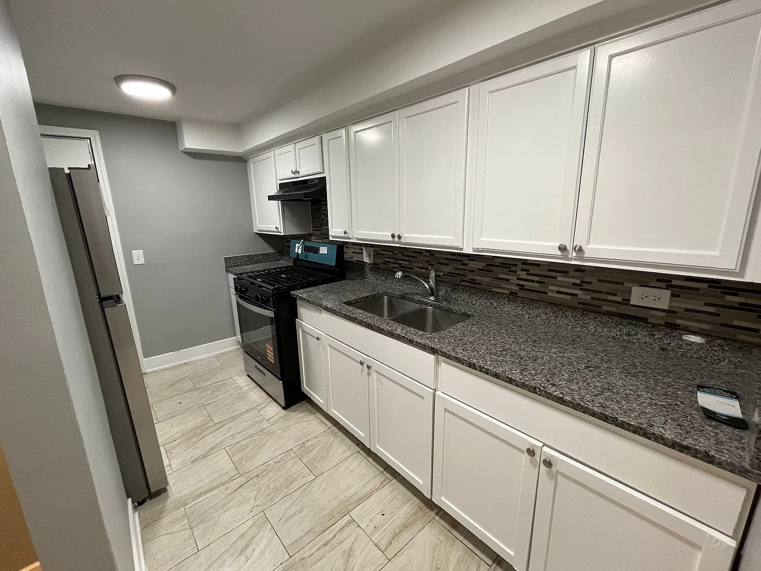 821 East 46th Street — Photo 3