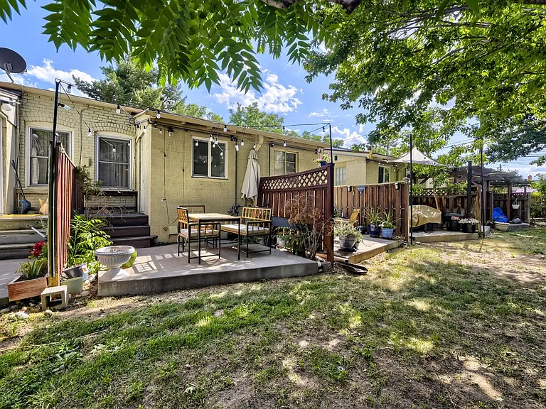 135 E Exposition Ave — Photo 13