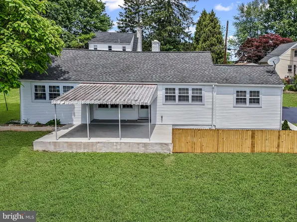 905 S Walnut St, Kennett Square, PA 19348