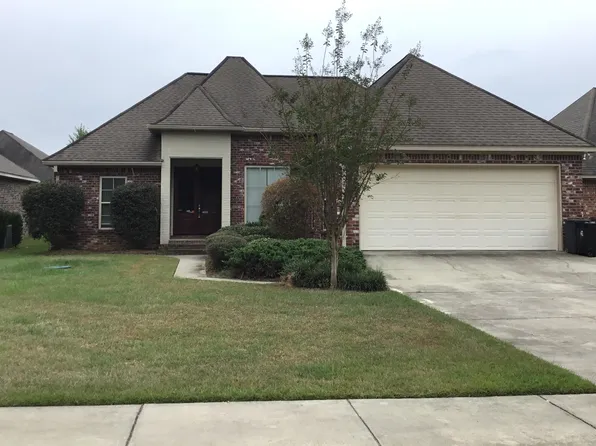 19 Village Dr, Hattiesburg, MS 39402