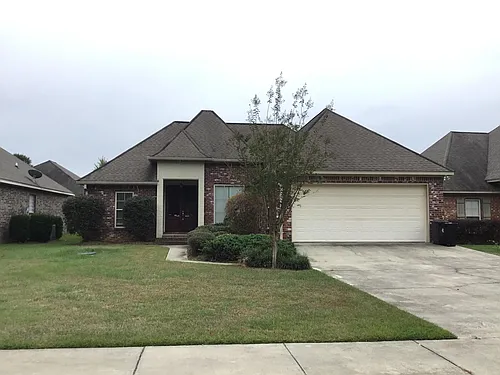 19 Village Dr Photo 1