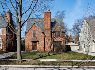 3670 Townley Rd, Shaker Heights, OH 44122