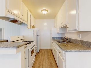 1528 S Bundy Dr APT 4, Los Angeles, CA 90025