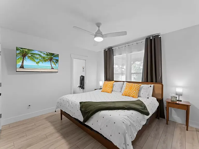 Island View Cir — Photo 14
