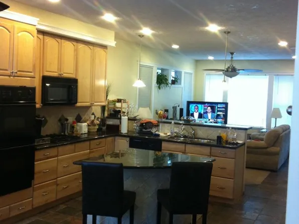 1819 Larkins Way, Pittsburgh, PA 15203