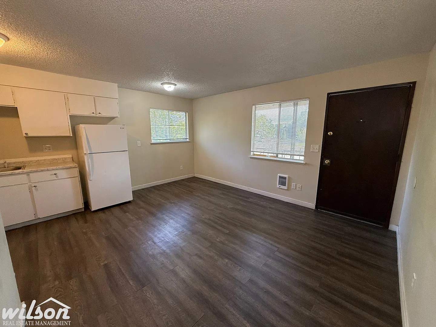 702 N 2nd St — Photo 4