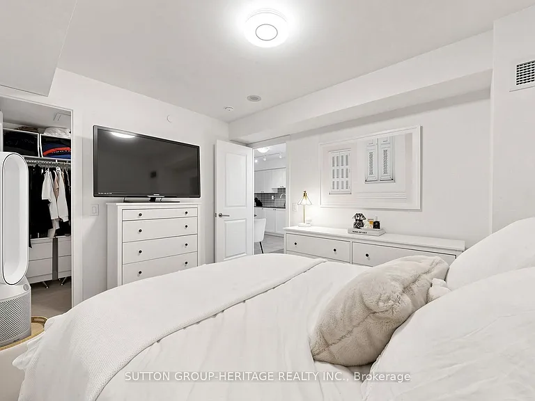 1215 Bayly St #506 — Photo 19