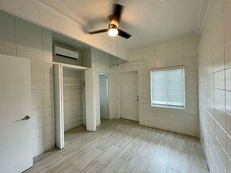 815 Washington St — Photo 32