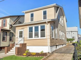 28 Naden Ave, Irvington, NJ 07111