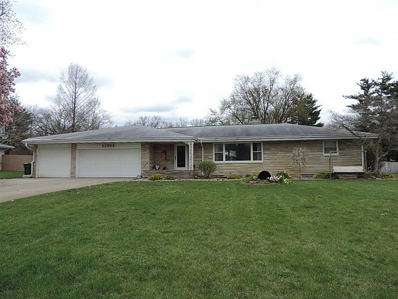 3rd image of 55960 Kathryn Dr