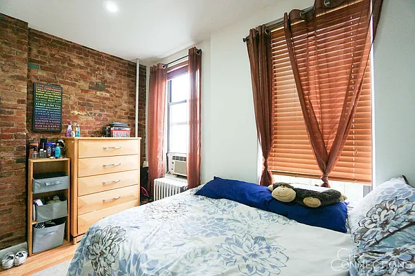 Rented by City Connections Realty | media 50