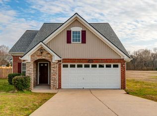 1292 Chapmans Retreat Dr, Spring Hill, TN 37174