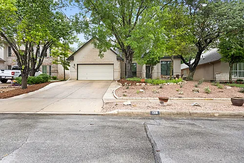 1318 Barton Crk Photo 1