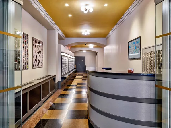 208 West 23rd Street image 8 of 17