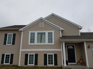 13346 Sunset View Dr NE, Cedar Springs, MI 49319
