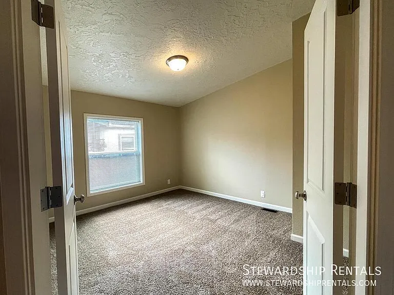 1313 Bramblewood Ln — Photo 15