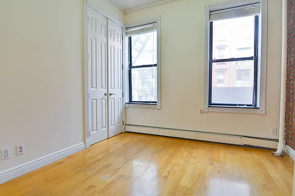 Rented by Corcoran | media 27